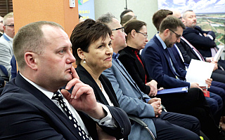 W Olsztynie odbyła się konferencja na temat perspektyw dla mieszkańców obszarów wiejskich. Gościem była minister Szymańska W Olsztynie odbyła się konferencja na temat perspektyw dla mieszkańców obszarów wiejskich. Gościem była minister Szymańska